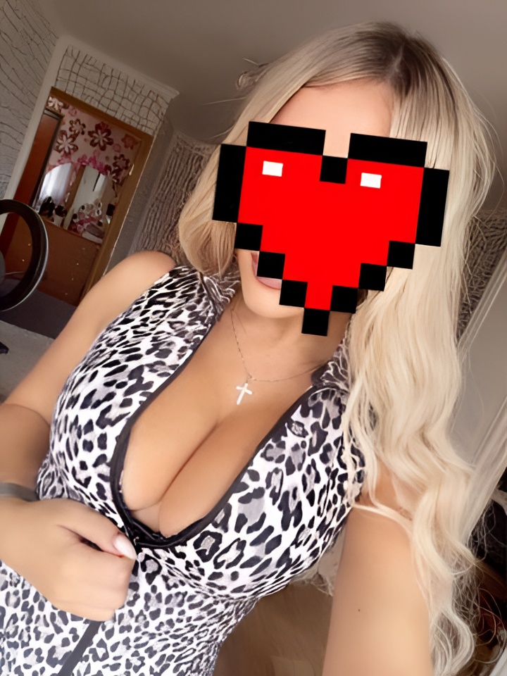 Лина привлекальеная девушка из Северска цена от 5000 руб