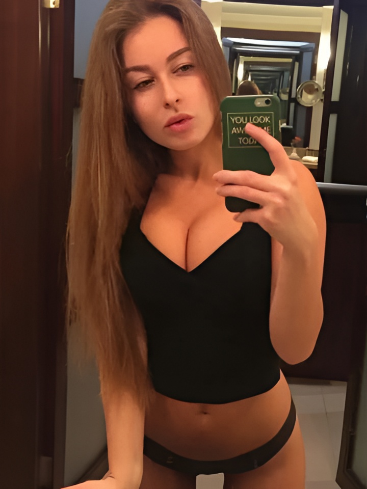 Марта привлекальеная девушка из Северска цена от 3000 руб