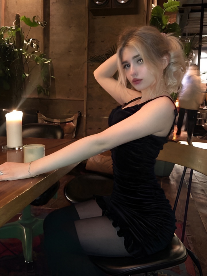 Милана привлекальеная девушка из Северска цена от 4000 руб