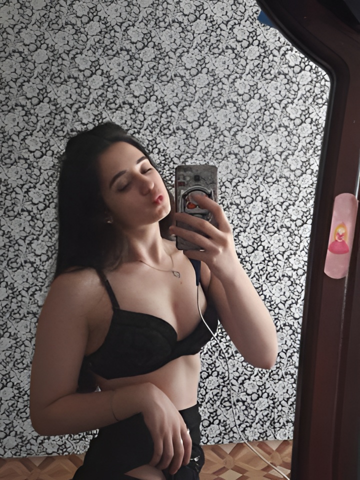 Натуся привлекальеная девушка из Северска цена от 3000 руб