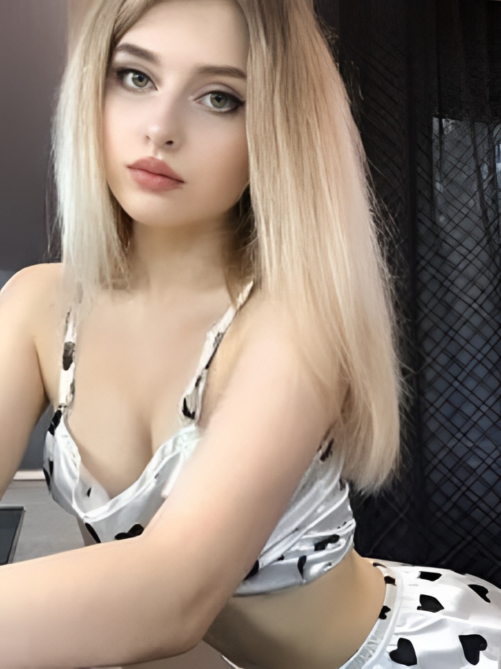 Индивидуалка София, доступна для личного знакомства от 5000 руб