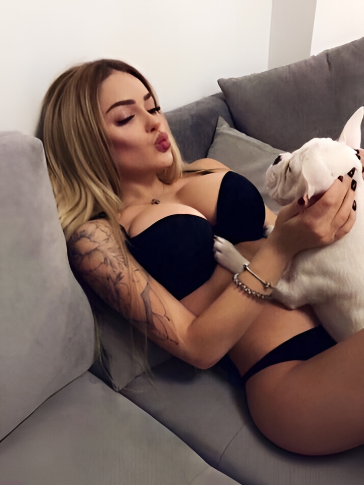 Жанна привлекальеная девушка из Северска цена от 2000 руб