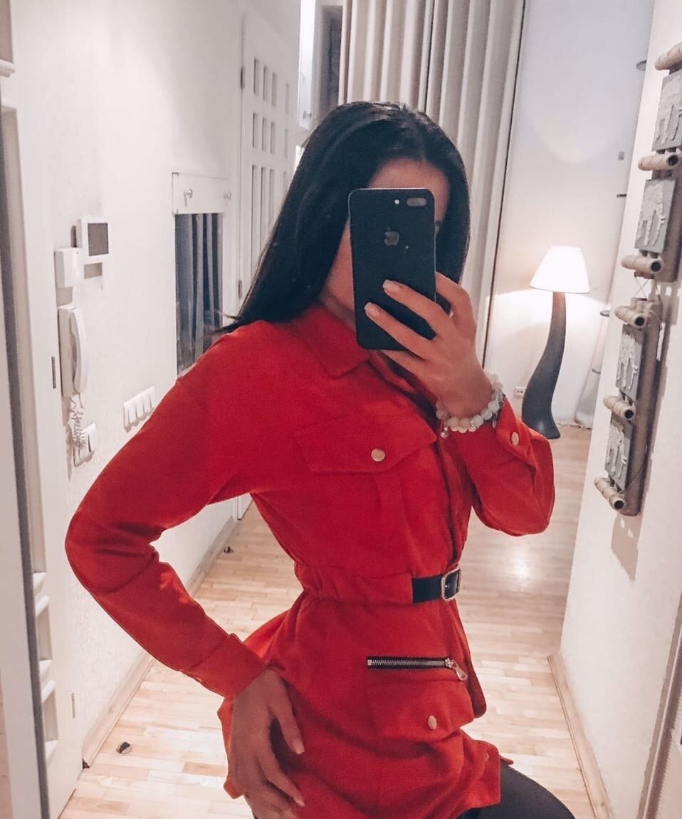 Аня привлекальеная девушка из Северска цена от 3500 руб