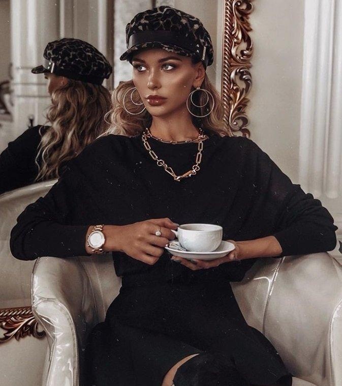 Яна привлекальеная девушка из Северска цена от 3500 руб