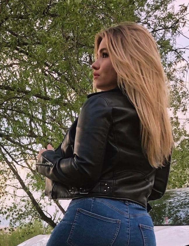 🎥 Рита привлекальеная девушка из Северска цена от 4000 руб