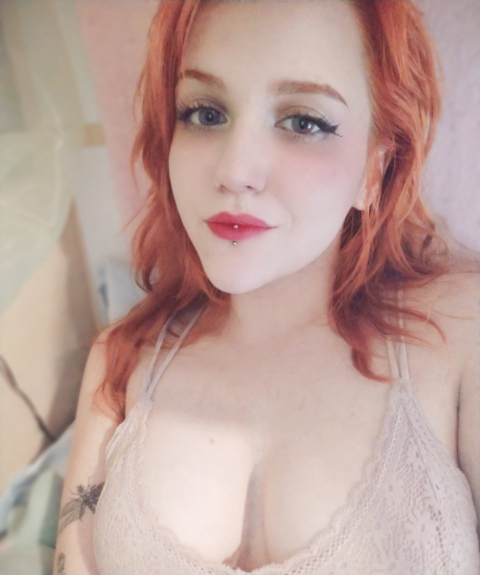 Тося привлекальеная девушка из Северска цена от 5000 руб