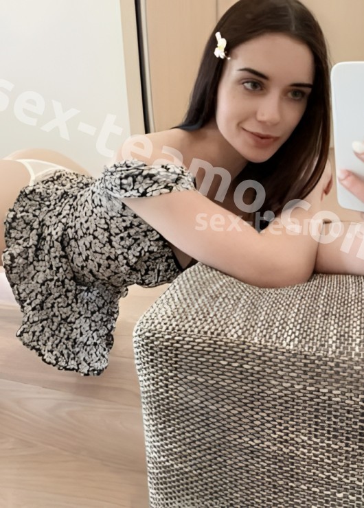 Елена привлекательная девушка из Северска цена от 5000 руб