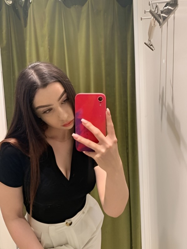 Борислава привлекательная девушка из Северска цена от 5000 руб