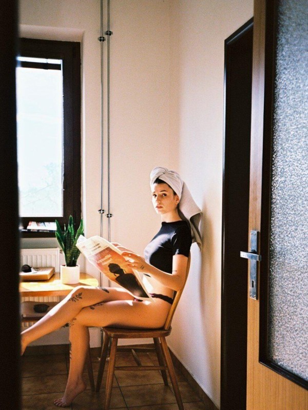 Зина привлекательная девушка из Северска цена от 11000 руб